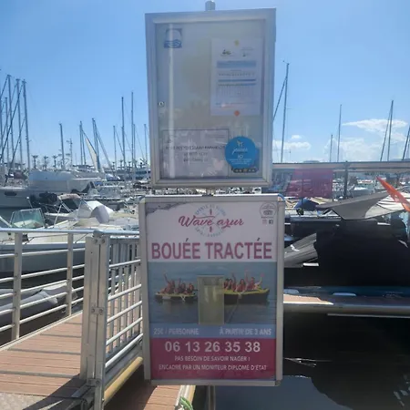 Che Michel Yourehosthelper Apartament Saint-Raphaël