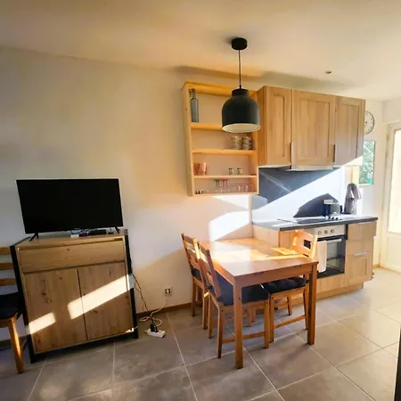 Apartament Che Michel Yourehosthelper